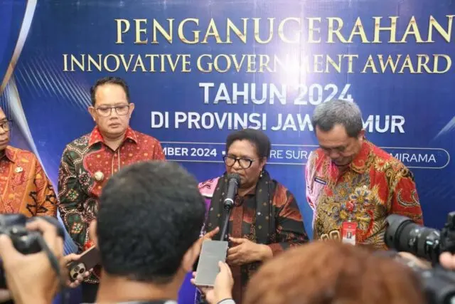 Wamendagri Ribka Haluk Tekankan Pentingnya Konsistensi Kepala Daerah dalam Berinovasi Wamendagri Ribka Haluk Tekankan Pentingnya Konsistensi Kepala Daerah dalam Berinovasi