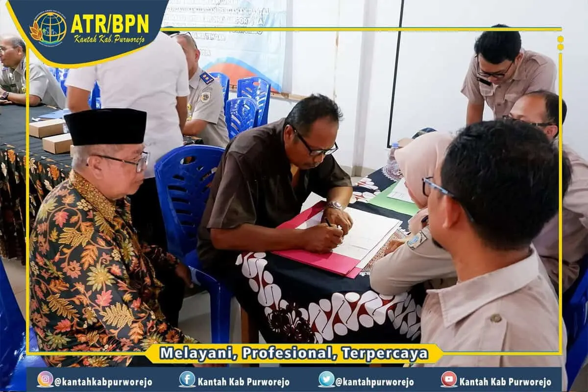 Sebanyak 63 Warga Jogoboyo Menyatakan Setuju Terima UGR Sebanyak 63 Warga Jogoboyo Menyatakan Setuju Terima UGR