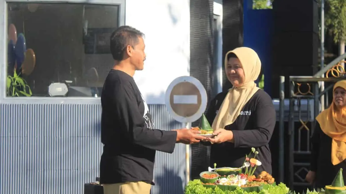 Peringati HUT Ke-58, Ini yang Dilakukan Siswa SMKN 1 Purworejo Peringati HUT Ke-58, Ini yang Dilakukan Siswa SMKN 1 Purworejo