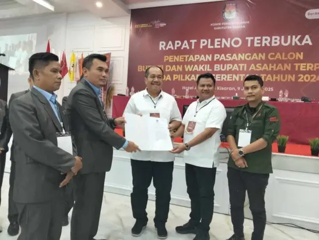 KPU Asahan Tetapkan Pasangan Calon Bupati dan Wakil Bupati Asahan Terpilih 2025 KPU Asahan Tetapkan Pasangan Calon Bupati dan Wakil Bupati Asahan Terpilih 2025