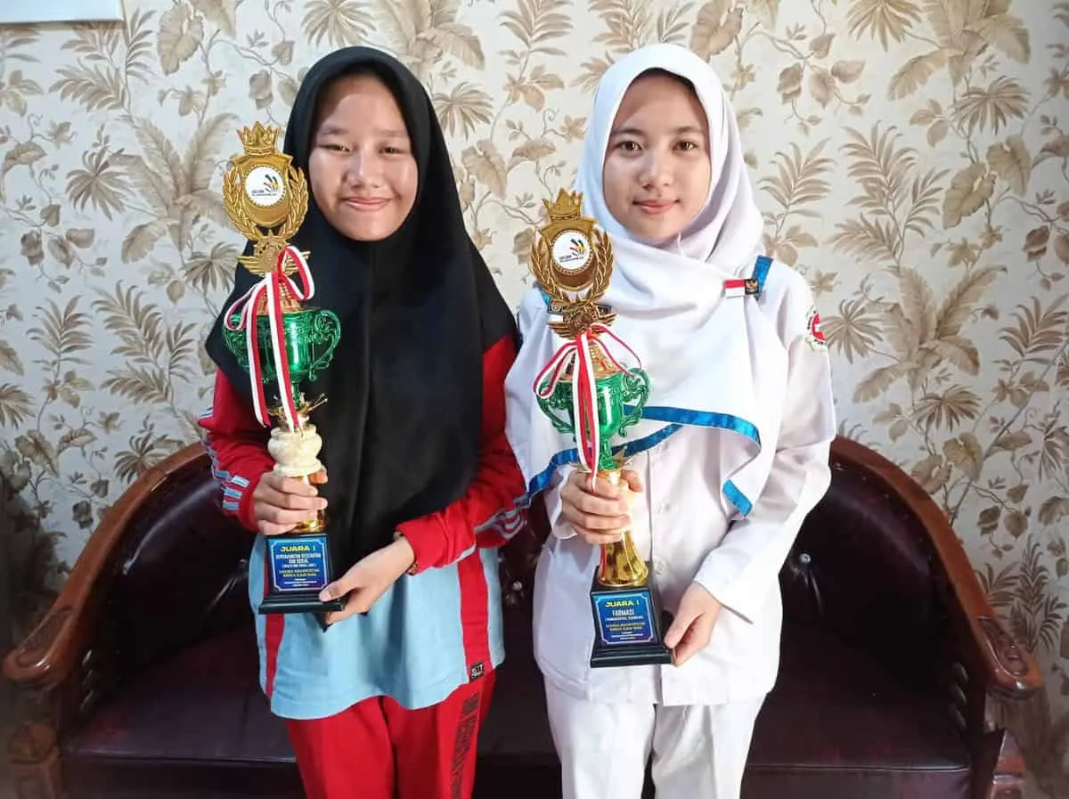 Membanggakan, Dua Siswi SMK Kesehatan Purworejo Maju LKS Tingkat Provinsi