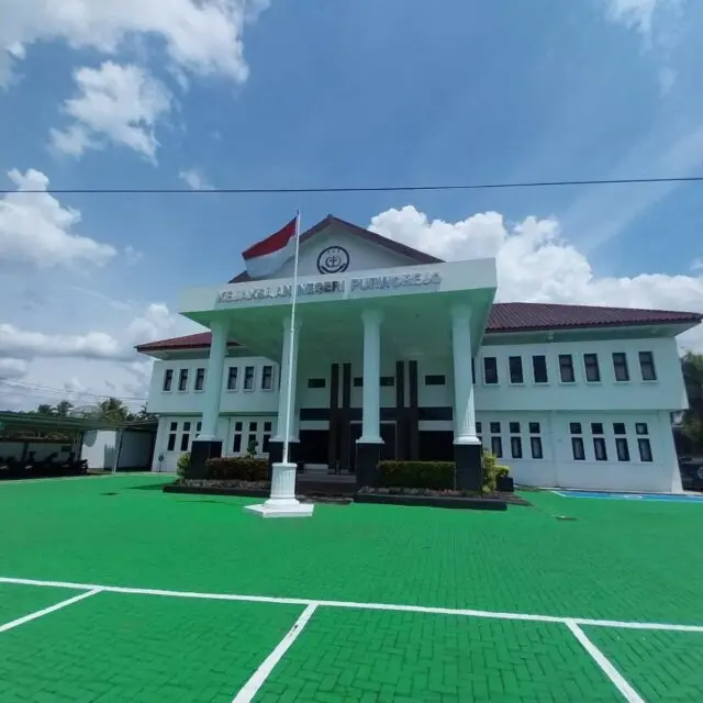 Direktur CV Maratani Gumilang yang Juga Kades di Purworejo Ditahan Diduga Korupsi Penyaluran Pupuk Subsidi Direktur CV Maratani Gumilang yang Juga Kades di Purworejo Ditahan Diduga Korupsi Penyaluran Pupuk Subsidi