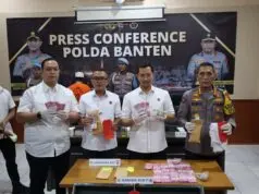 Ditreskrimum Polda Banten Tangkap Pelaku Pengedar Uang Palsu Berdalih Gandakan Uang Ditreskrimum Polda Banten Tangkap Pelaku Pengedar Uang Palsu Berdalih Gandakan Uang