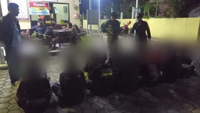 Diduga Hendak Balap Liar, 18 Remaja Diamankan Polisi Diduga Hendak Balap Liar, 18 Remaja Diamankan Polisi