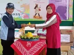 Launching Buku dan Jalan Santai Puncak Peringatan HUT ke 46 SMPN 10 Purworejo