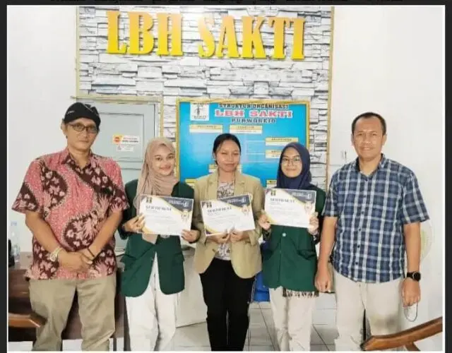 Purna Magang, LBH Sakti Purworejo Beri Sertifikat Penghargaan Bagi Mahasiswa UGM dan UIN Sunan kalijaga Purna Magang, LBH Sakti Purworejo Beri Sertifikat Penghargaan Bagi Mahasiswa UGM dan UIN Sunan kalijaga