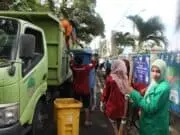 Sampah Menumpuk di Kota Sabang, Dema STIS AL-Aziziyah Sabang Kembali Lakukan Aksi Bakti Sosial