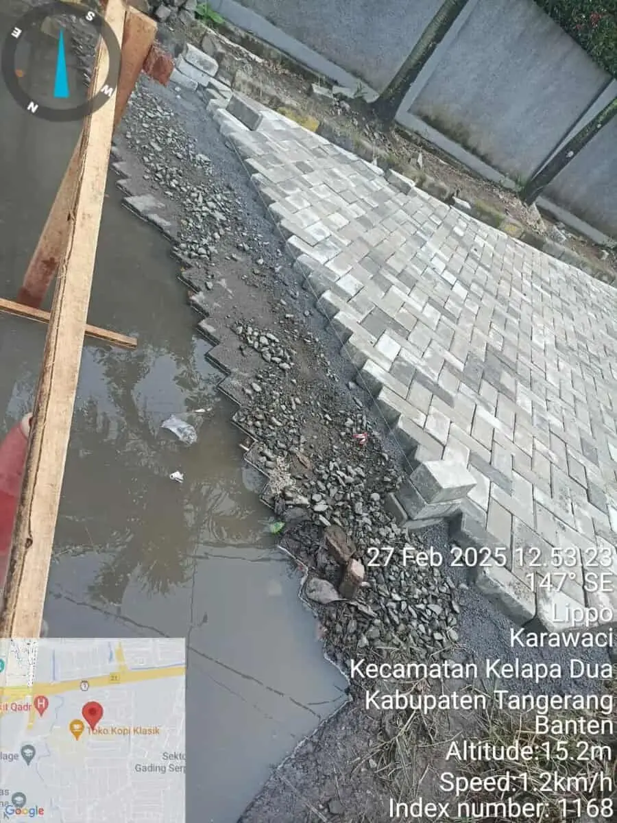 Pekerjaan Jalan Paving Blok di Kelurahan Kelapa Dua Diduga Tidak Sesuai Spek Pekerjaan Jalan Paving Blok di Kelurahan Kelapa Dua Diduga Tidak Sesuai Spek