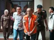 Kasus Dugaan Korupsi Bank Purworejo Masuk Tahap II, Tersangka Ditahan di Rutan Purworejo Kasus Dugaan Korupsi Bank Purworejo Masuk Tahap II, Tersangka Ditahan di Rutan Purworejo