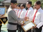 Personel dan Warga Berprestasi Dapat Reward dari Kapolres Purworejo