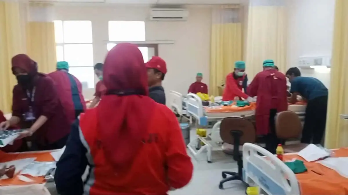 Sebanyak 217 Anak Ikuti Sunatan Masal di RSUD Pakuhaji Tangerang Sebanyak 217 Anak Ikuti Sunatan Masal di RSUD Pakuhaji Tangerang