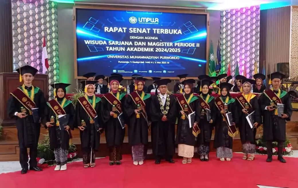 UMPWR Gelar Wisuda Periode II Tahun Akademik 2024/2025, Sebanyak 272 Mahasiswa Diwisuda Termasuk Satu Difabel UMPWR Gelar Wisuda Periode II Tahun Akademik 2024/2025, Sebanyak 272 Mahasiswa Diwisuda Termasuk Satu Difabel