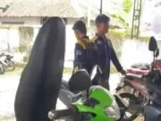 Pelatihan Cuci Motor dan Detailing di Roworejo: Dorong Kemandirian Warga Lewat Keterampilan Teknis dan Manajerial Pelatihan Cuci Motor dan Detailing di Roworejo: Dorong Kemandirian Warga Lewat Keterampilan Teknis dan Manajerial