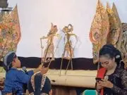 Empat Dalang Cilik Unjuk Gigi di Pagelaran Wayang Kulit Masuk Sekolah SMPN 28 Purworejo Empat Dalang Cilik Unjuk Gigi di Pagelaran Wayang Kulit Masuk Sekolah SMPN 28 Purworejo
