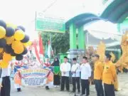 Semarak Pawai Ta’aruf! Ribuan Siswa SD-SMK VIP Ramaikan Haflah Akhirussanah Ponpes Daruttauhid Semarak Pawai Ta'aruf! Ribuan Siswa SD-SMK VIP Ramaikan Haflah Akhirussanah Ponpes Daruttauhid