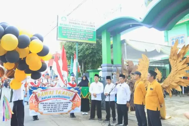 Semarak Pawai Ta'aruf! Ribuan Siswa SD-SMK VIP Ramaikan Haflah Akhirussanah Ponpes Daruttauhid