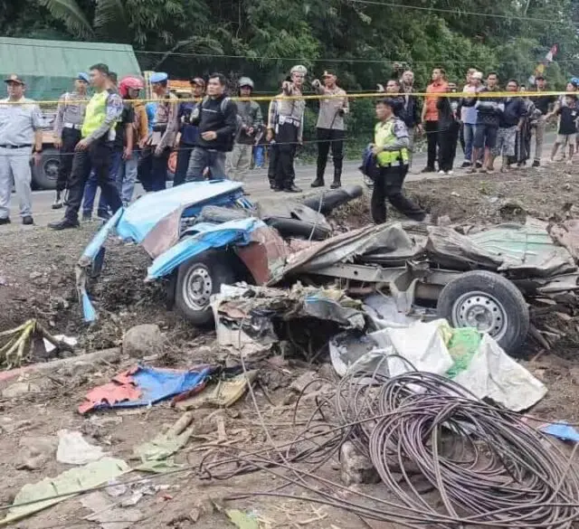Korban Tewas Kecelakaan Kalijambe Bertambah, Sopir Dump Truck Akhirnya Meninggal Dunia Korban Tewas Kecelakaan Kalijambe Bertambah, Sopir Dump Truck Akhirnya Meninggal Dunia