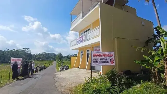 Pemilik Resto dan Karaoke Tambakrejo Sanggup Tutup Usaha Usai Diprotes Warga Pemilik Resto dan Karaoke Tambakrejo Sanggup Tutup Usaha Usai Diprotes Warga