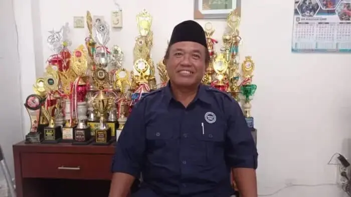 SMK Nurussalaf dan SMP Nurul Muttaqin Gelar Sholawatan Akbar di Alun-Alun Kemiri SMK Nurussalaf dan SMP Nurul Muttaqin Gelar Sholawatan Akbar di Alun-Alun Kemiri