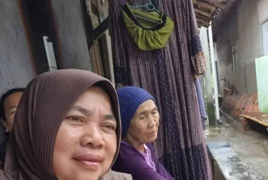 Kunjungan ke Warga, Kades Lembang Sari: Tunjukkan Kepedulian Sosial