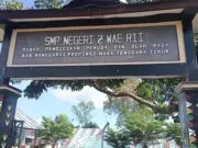 SMPN 2 Wae Ri’i Kabupaten Manggarai NTT Kekurangan Ruangan Kelas SMPN 2 Wae Ri'i Kabupaten Manggarai NTT Kekurangan Ruangan Kelas