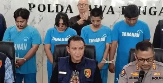 Ditreskrimum Polda Jateng Tangkap 4 Preman Berkedok Wartawan, Kombes Dwi: Mereka Jaringan Premanisme Ditreskrimum Polda Jateng Tangkap 4 Preman Berkedok Wartawan, Kombes Dwi: Mereka Jaringan Premanisme