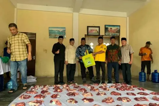 PP AMPG, DMDI dan Jamiyah Singapore sembelih Qurban di Aceh PP AMPG, DMDI dan Jamiyah Singapore sembelih Qurban di Aceh