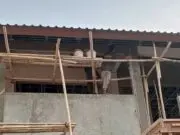 Pekerja Bertaruh Nyawa di Ketinggian Tanpa Pengaman, Pembangunan RKB SDN Mauk III Diduga Abaikan K3