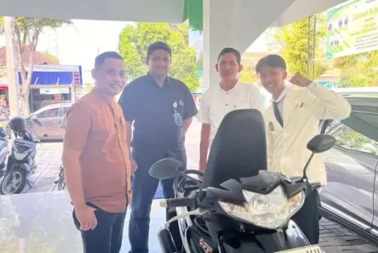 IPTEK Bagi Masyarakat: Pembuatan Alat Sistem Starter Motor Berbasis Mikrokontroler