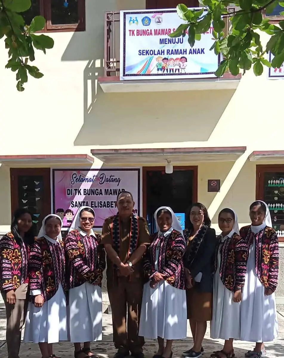 Menuju Manggarai KLA, Tim Sekber SRA Lakukan Monitoring Dan Evaluasi Ke Sejumlah Sekolah Di Kecamatan Langke Rembong Menuju Manggarai KLA, Tim Sekber SRA Lakukan Monitoring Dan Evaluasi Ke Sejumlah Sekolah Di Kecamatan Langke Rembong