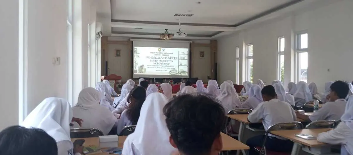 Ajak Pelajar Gemar Membaca, Dinas Perpustakaan Purworejo Gelar Lomba Resensi Buku 2025 Ajak Pelajar Gemar Membaca, Dinas Perpustakaan Purworejo Gelar Lomba Resensi Buku 2025