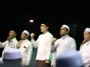 Ribuan Jamaah Padati Alun-Alun, Kutoarjo Bersholawat Penuhi Langit Purworejo dengan Doa dan Cinta Rasul Ribuan Jamaah Padati Alun-Alun, Kutoarjo Bersholawat Penuhi Langit Purworejo dengan Doa dan Cinta Rasul