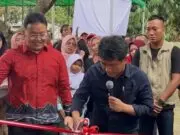 Program Sahabat Sehat Pintar, Abraham Luncurkan Mobil Perpustakaan Keliling