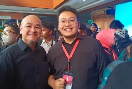 Abraham Garuda Laksono Kawal Sidang Putusan Hasto Kristiyanto di PN Jakarta
