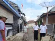 Dinperkimtan Purworejo Lakukan Pemeliharaan Jalan di Dua Perumahan Dinperkimtan Purworejo Lakukan Pemeliharaan Jalan di Dua Perumahan