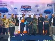 Parulian Raih Hadiah Mobil Suzuki New Carry dari Undian Simpedes BRI Sidikalang