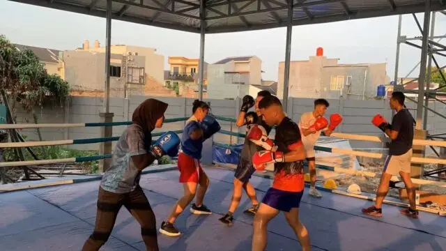 Tiga Atlet Brimob Polda Banten Jalani Latihan Intensif Jelang Kapolri Cup 2025 Tiga Atlet Brimob Polda Banten Jalani Latihan Intensif Jelang Kapolri Cup 2025