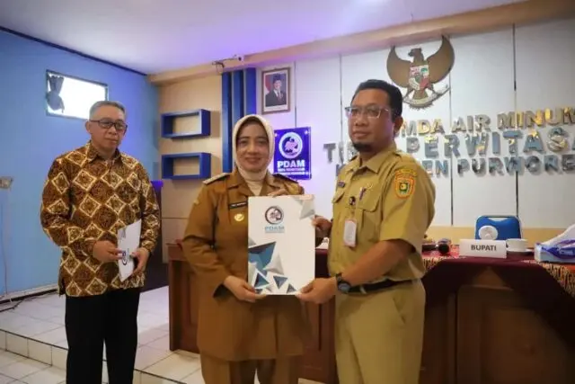 Wiyoto Harjono ST Resmi Menjabat Dewas PDAM Tirta Perwitasari 2025–2029 Wiyoto Harjono ST Resmi Menjabat Dewas PDAM Tirta Perwitasari 2025–2029