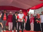 Semarak HUT RI Ke-80: Gerak Jalan Sehat di Kelurahan Binong Meriah
