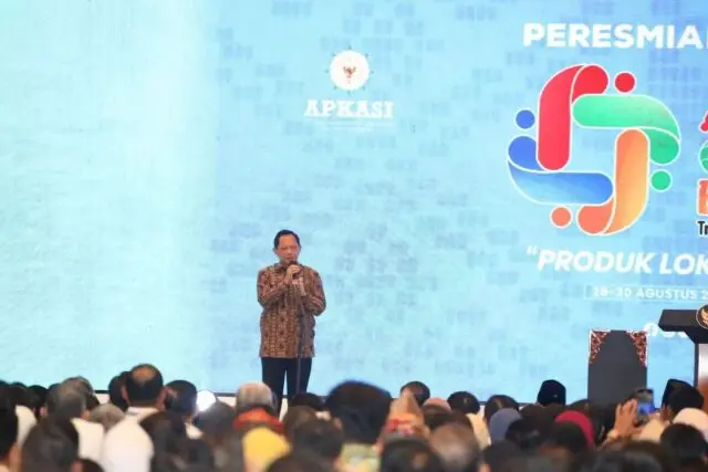 Di Hadapan Presiden Prabowo, Mendagri Tito Sampaikan Tiga Langkah Penting Daerah Perkuat Kapasitas Fiskal Di Hadapan Presiden Prabowo, Mendagri Tito Sampaikan Tiga Langkah Penting Daerah Perkuat Kapasitas Fiskal