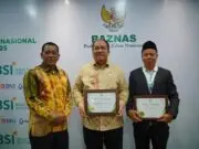 Bupati Asahan Dianugerahi BAZNAS Awards 2025