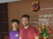 Keberingasan Geng Motor, Seorang Penjaga Warung Kopi di Ruko Sentra Niaga Cibinong Dikeroyok dan Dipukuli