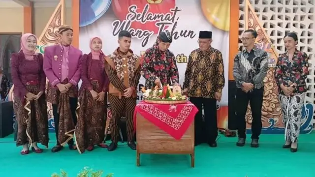 SMPN 2 Purworejo Gelar Resepsi Sederhana HUT ke-79