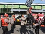 Polres Purworejo Pastikan Kesiapan Personel dan Peralatan Hadapi Potensi Bencana Polres Purworejo Pastikan Kesiapan Personel dan Peralatan Hadapi Potensi Bencana