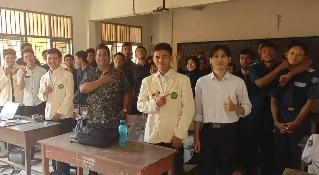 UMPWR Kembangkan Sistem Penilaian Pintar Berbasis Deep Learning di SMK N 8 Purworejo UMPWR Kembangkan Sistem Penilaian Pintar Berbasis Deep Learning di SMK N 8 Purworejo
