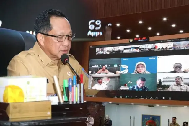 Turunkan Angka Kemiskinan Ekstrem, Mendagri Tekankan Bantuan ke Masyarakat Harus Tepat Sasaran Turunkan Angka Kemiskinan Ekstrem, Mendagri Tekankan Bantuan ke Masyarakat Harus Tepat Sasaran