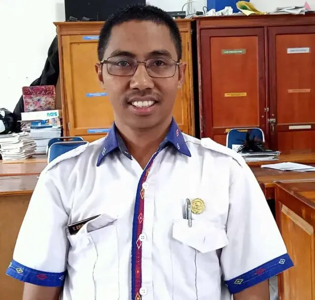Dapat Bantuan RKB Dari Kementerian, SMPN 2 Wae Ri'i Akan Meniadakan KBM Sore Mulai Semester Depan Dapat Bantuan RKB Dari Kementerian, SMPN 2 Wae Ri'i Akan Meniadakan KBM Sore Mulai Semester Depan