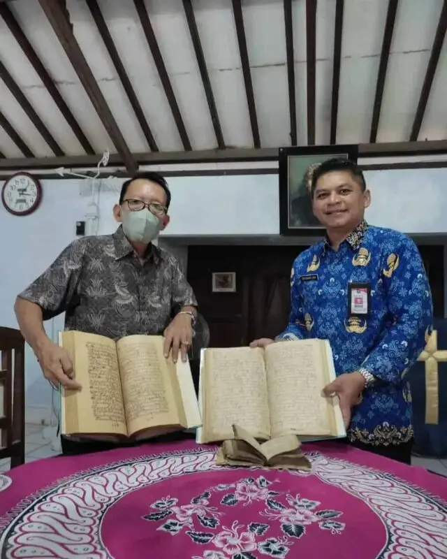 Tersimpan Ratusan Tahun, Naskah Kuno Kyai Sadrach Dialihmediakan Tersimpan Ratusan Tahun, Naskah Kuno Kyai Sadrach Dialihmediakan