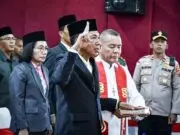 Lantik Penjabat Sekda, Bupati Hery Nabit Sebut Sebagai Tokoh Kunci Dan Jabatan Strategis Lantik Penjabat Sekda, Bupati Hery Nabit Sebut Sebagai Tokoh Kunci Dan Jabatan Strategis