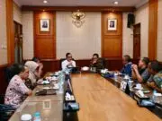 Rapat Internal Bersama Wali Kota, Wamendagri Ingin APBD Lebih Sehat